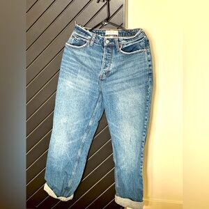 Abercrombie and Fitch Dad high rise jeans. Size 4. Short length. Button fly.